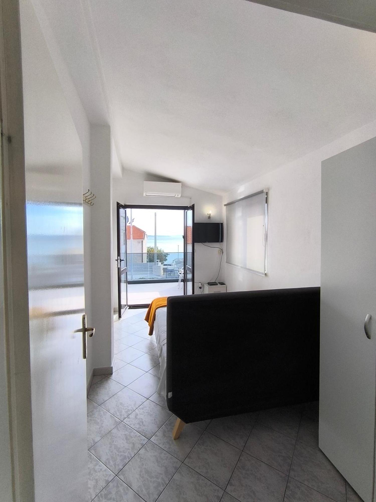 פודסטראנה Apartments Villa Tanja מראה חיצוני תמונה