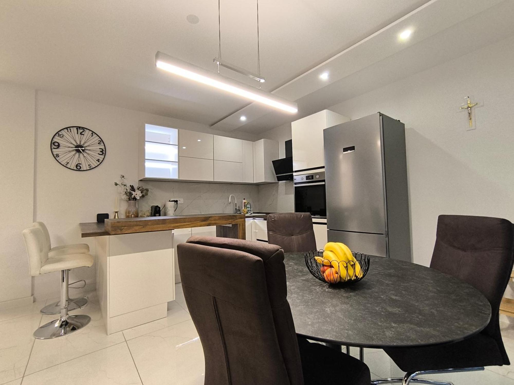 פודסטראנה Apartments Villa Tanja מראה חיצוני תמונה